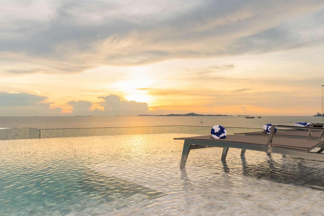 Bayphere Hotel Pattaya Jc Na Chom Thian Εξωτερικό φωτογραφία View from the rooftop pool